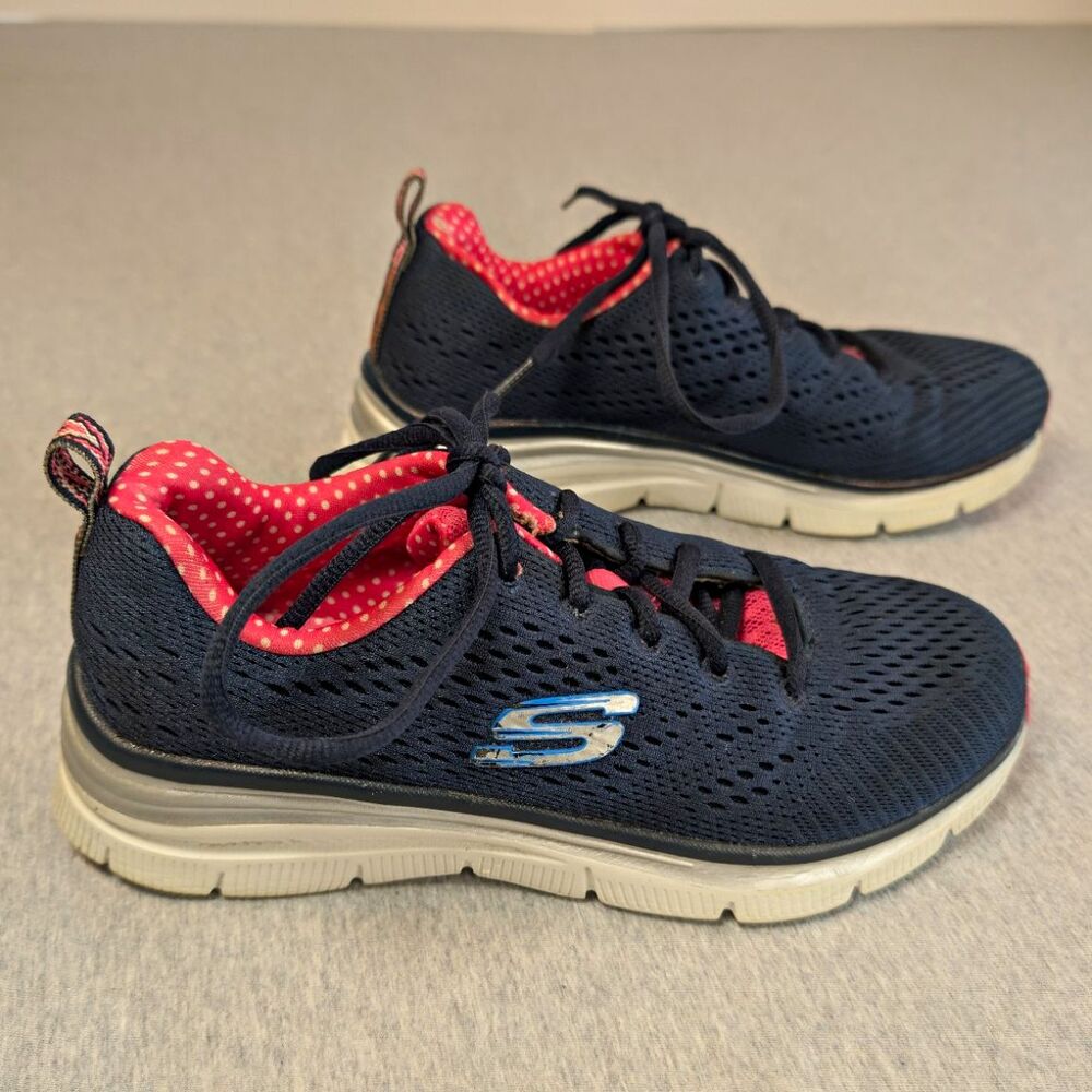 SKECHERS Memory Foam Womens Navy Pink White Polka Dot Lace Up Sneaker Size 7.5